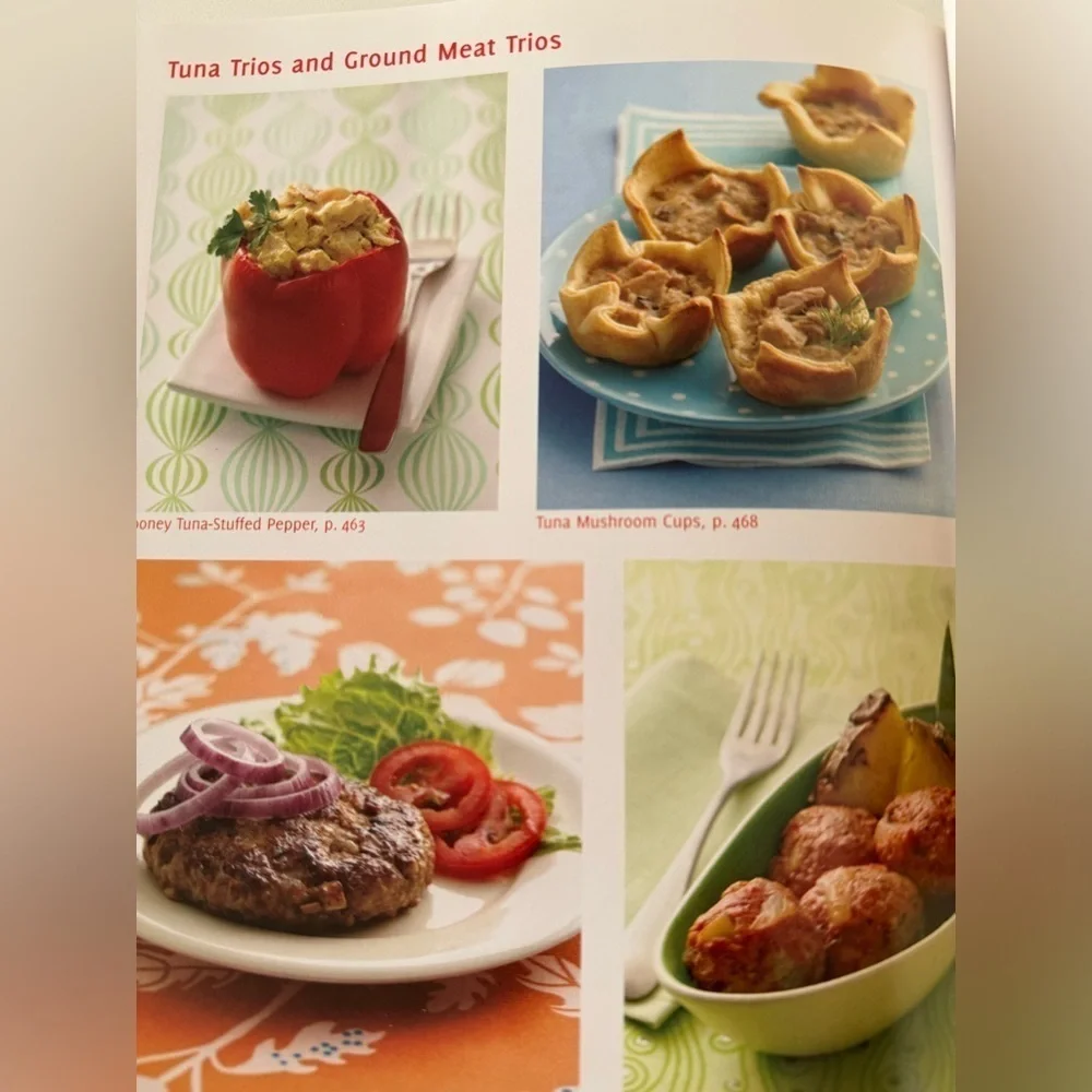 Barnes & Noble Hungry Girl 300 under 300 by Lisa Lillian Cookbook NEW